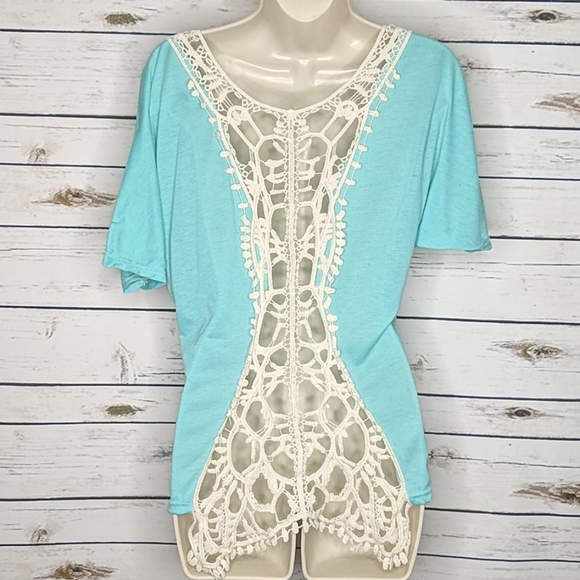 Short Sleeved Shirt light blue embroidered Medium - Picture 4 of 6